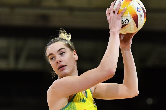 Kiera Austin and the Diamonds were far too strong for Fiji in Cape Town.
