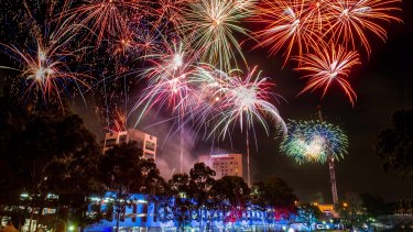 Sydney New Year S Eve 2019 Fireworks Weather Public Transport