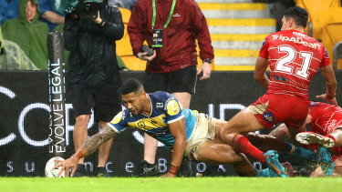 Jamayne Isaako scores the winning try in golden point.
