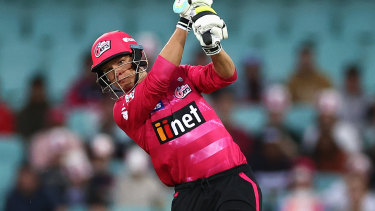 Josh Philippe in action for the Sydney Sixers against the Melbourne Stars on Sunday night. 