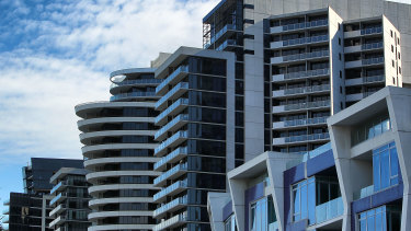 Melbourne’s inner-city units are lagging the rest of the property market.