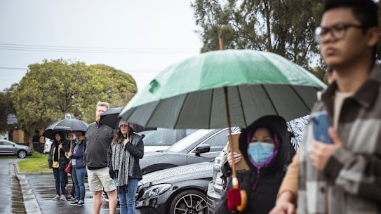 Homeowners who fixed at low rates saved thousands.