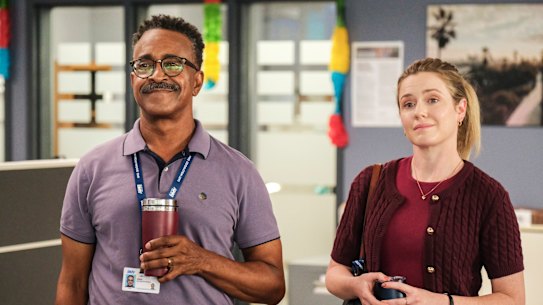 Tim Meadows as Gregg and Harriet Dyer as Colette in DMV.