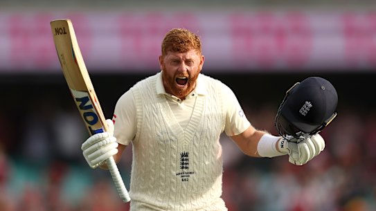 Bairstow brings up triple figures at the SCG. 