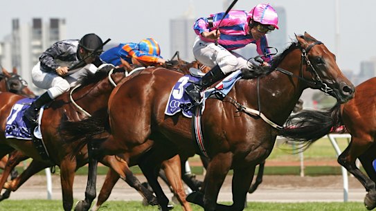 Nicconi takes the Lightning Stakes at Flemington in 2010.  A son of the group 1 winner looks to put his own name up in lights starting at Bathurst on Monday.