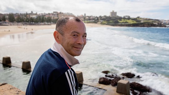Eddie Jones poses for a photo at Coogee Beach in 2014.