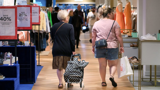 The economy is on a knife-edge due to Reserve Bank interest rate rises, says Deloitte Access Economics.