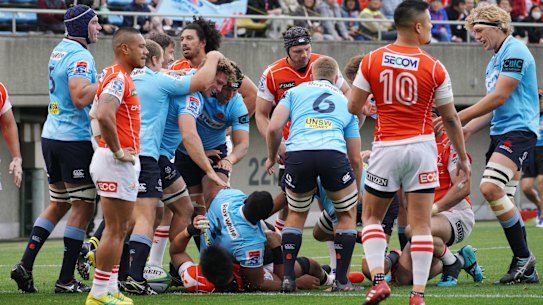Waratahs threaten record with half-century demolition job on Sunwolves