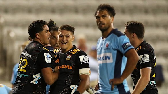 Anton Lienert-Brown scores for the Chiefs in their big win over the Waratahs in 2020. 