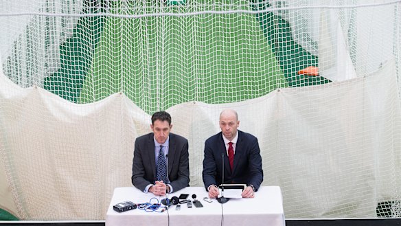 James Sutherland and players boss Alistair Nicholson announce the end of the pay dispute.