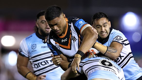 Stefano Utoikamanu says one meeting with Storm coach Craig Bellamy was enough to convince him to head to Melbourne.