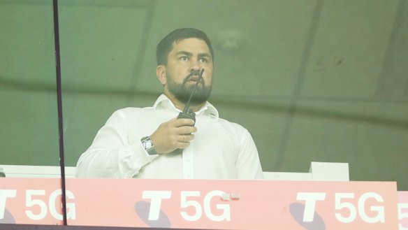 Jamie Soward in the coaches box.