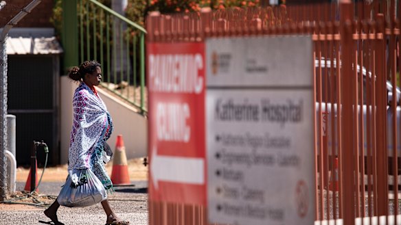 A testing and vaccination clinic in Katherine. 