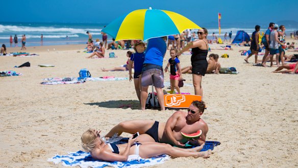 Queenslanders will prepare for a scorcher of a week ahead with temperatures to soar on Monday.