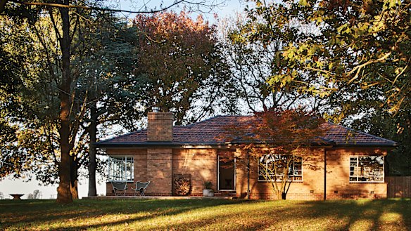 Polperro Farmhouse, Red Hill.