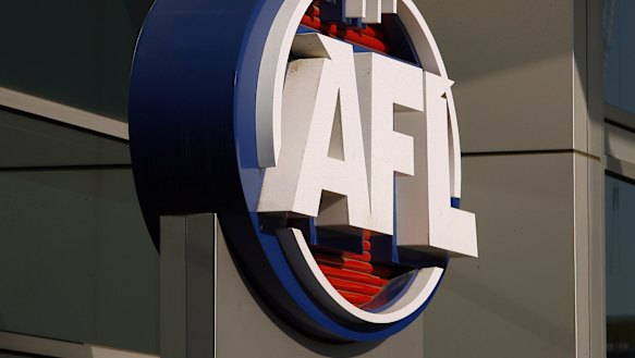 Close to half of the AFL’s players, excepting those from the two Western Australian teams, have tested positive to COVID-19 over summer. 
