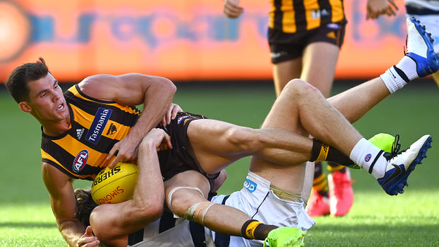 The advertisement ran during a live broadcast of the Easter Monday match between Hawthorn and Geelong.