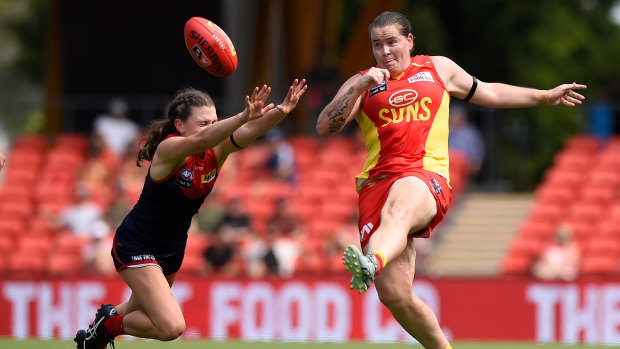 Gold Coast Suns player Sarah Perkins shows off her clean foot skills in the opening round.
