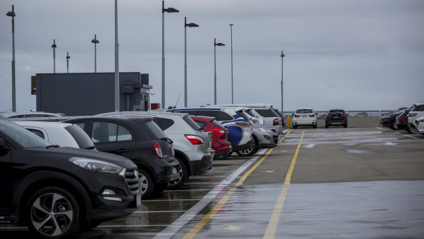 That consumer watchdog says passengers should shop around when parking at  Melbourne Airport.