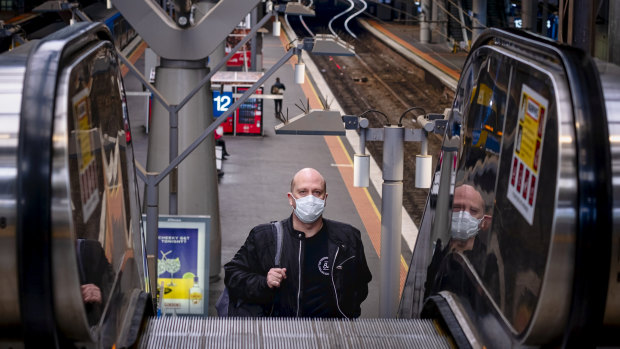 Epidemiologists are supporting a push for masks to be worn in highly populated spaces such as public transport.