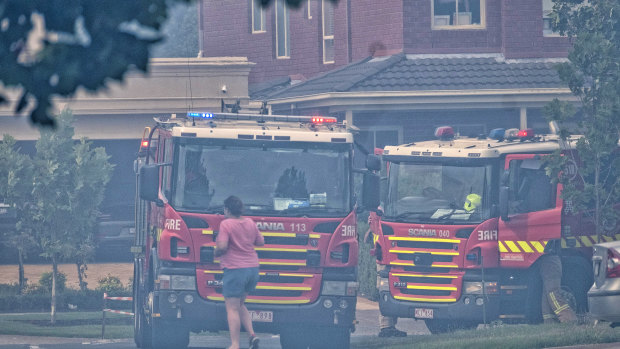 Nearby residents were warned to move two streets back from the grass fire.