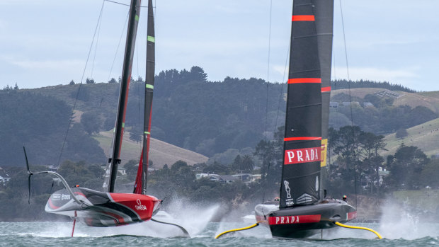 Italy’s Luna Rossa, right, and Team New Zealand at the start of race two in the America’s Cup this week. 