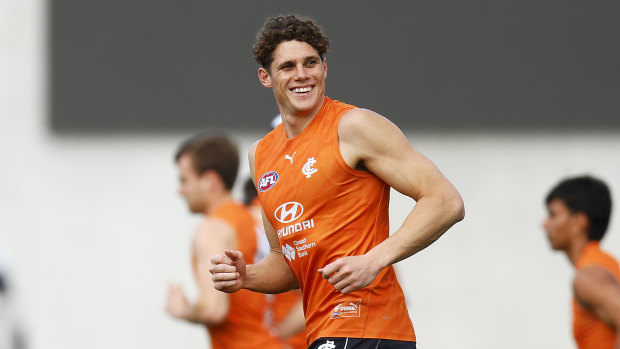 Curnow signs with Blues until 2029; Star Magpies take to track