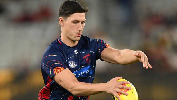 Dees make five changes; From chicken shop to Eagles’ nest; Football family in mourning