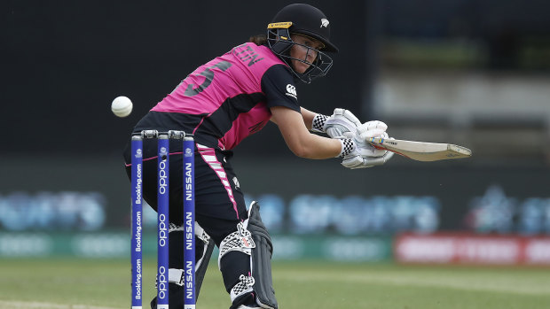 New Zealand batter Katey Martin has attempted to heap pressure on Australia.