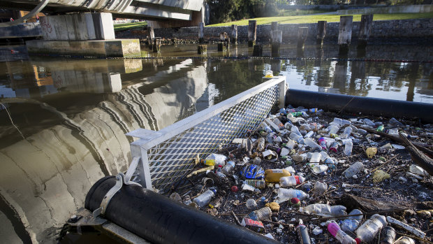 Between 2014 and 2017, clean-up teams pulled 179 tonnes of litter from the Yarra River, including 1.3 million cigarette butts. 