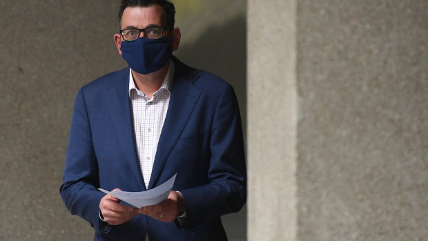 Premier Daniel Andrews said people in regional Victoria were choosing to wear masks even though it is not mandatory. 