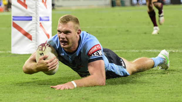 Tom Trbojevic scores for the Blues.