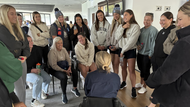 Sam Bloom speaks to NSW’s women’s State of Origin team.