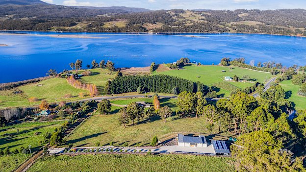 This four-hectare property features stunning views of the Huon River.