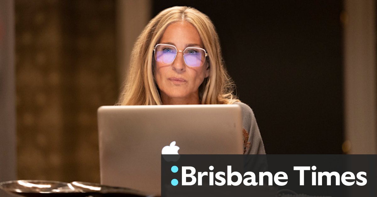 And just like that, Carrie makes reading glasses fashionable - Vimarsana News