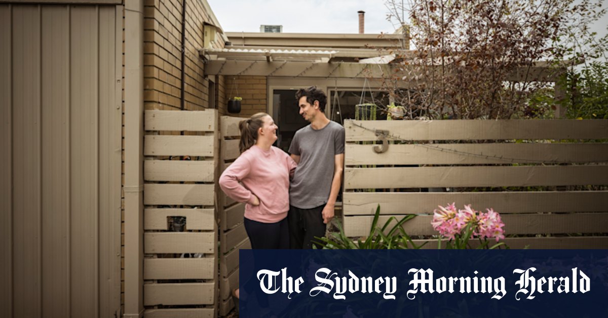 Melbourne property: Family-friendly apartments and townhouses key to slowing urban sprawl - Vimarsana News