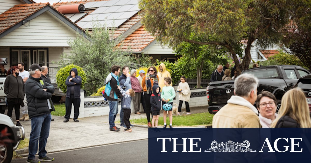 Property prices: How much of a pay rise you'd need to buy a bigger house - Vimarsana News
