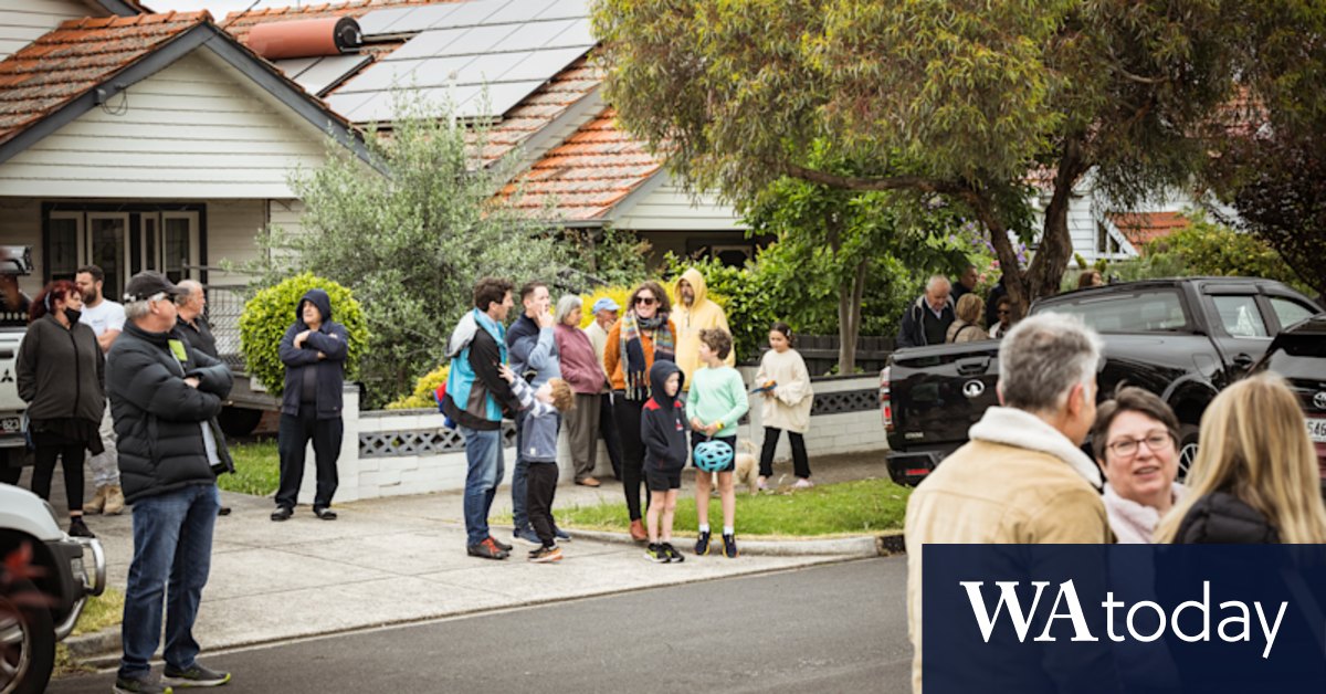 Property prices: How much of a pay rise you'd need to buy a bigger house - Vimarsana News