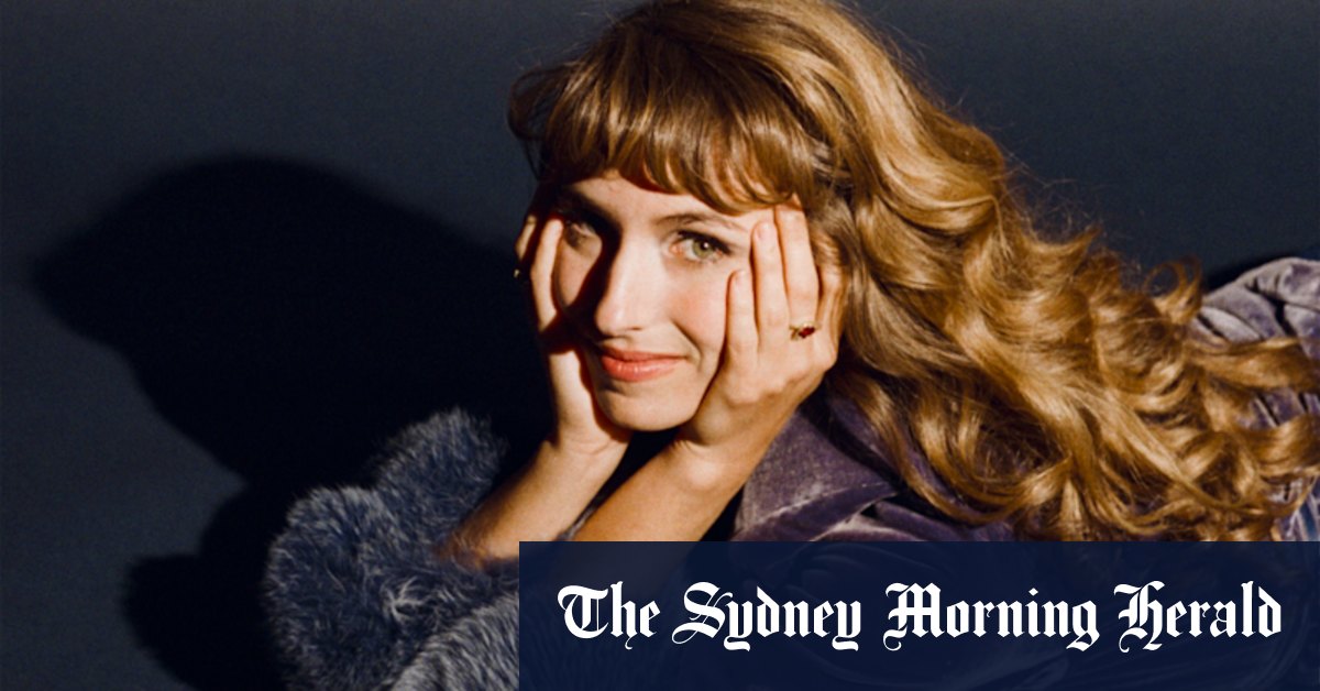 How Molly Lewis whistled her way to indie stardom - Vimarsana News