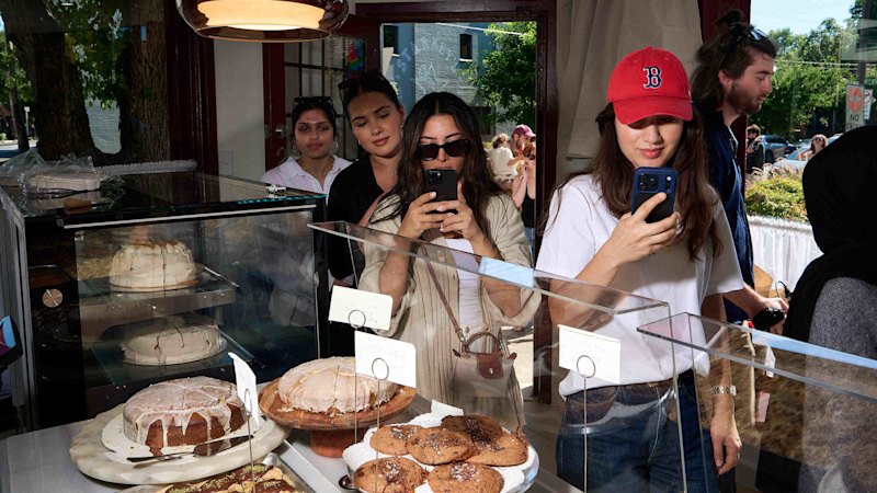 FIRST LOOK: Queue for cake, cookies and scrolls at hot new Stanmore bakery