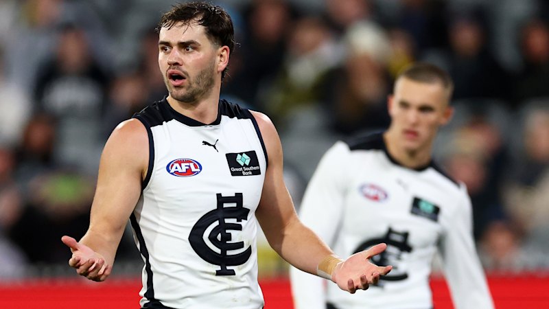 Missing seconds? The questions over umpiring in frantic finish to Blues v Tigers