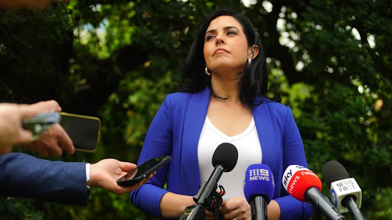 Deeming ‘misunderstood’ headlock, will not apologise to Guy