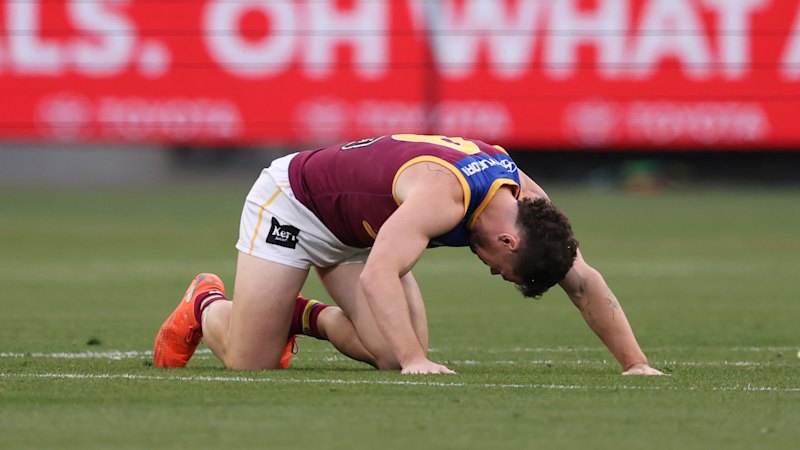 AFLライブ：ニールはオープニングボールで転倒したが、ホークスのハイライトリールが前半の調子を整えた。ライオンは吠え返ることができるでしょうか？