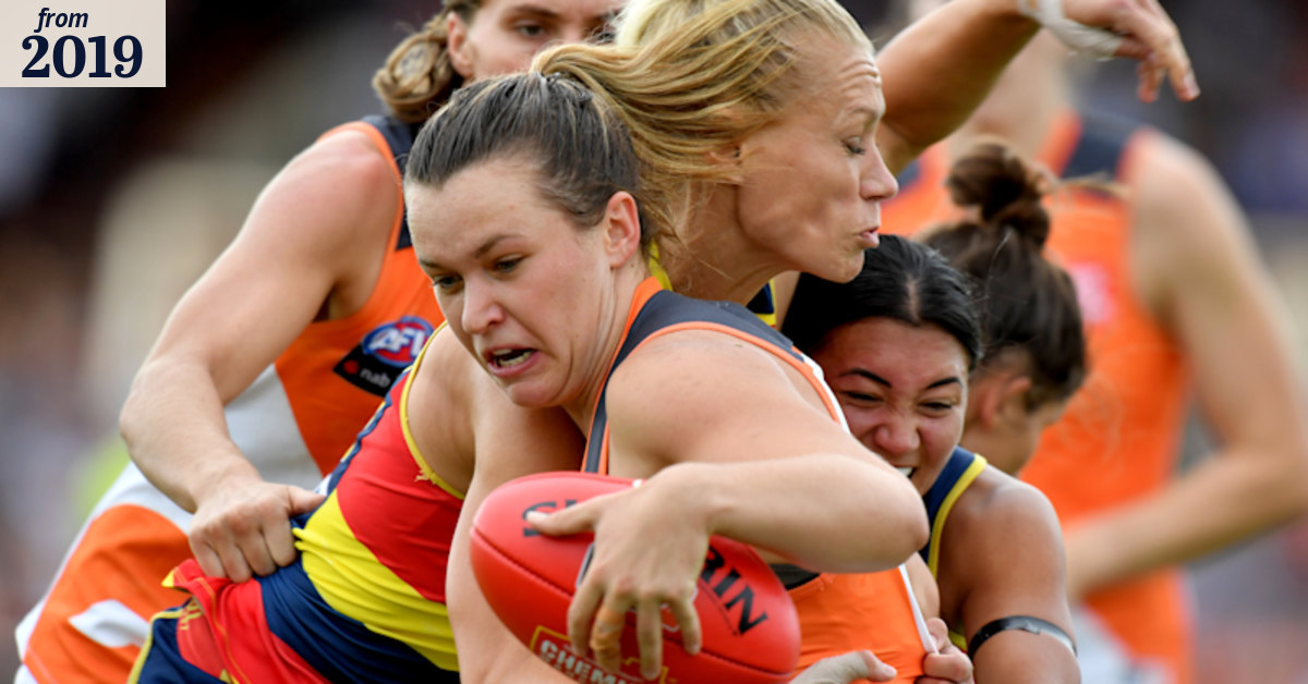 Crows leave it late against gallant Giants