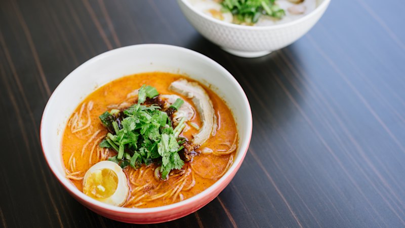 Mojster ramen iz Brisbana odprl novo restavracijo s halal ponudbo izven mesta