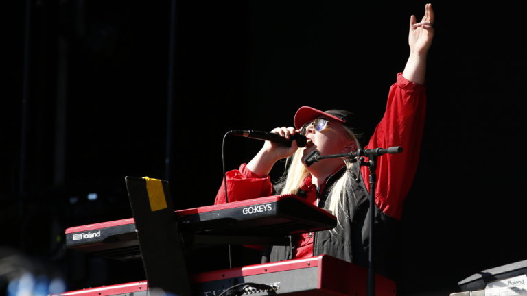 Aria Awards 2019 Tones And I Leads Nominations With Chart Topper