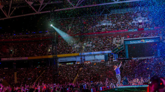 Coldplay at Suncorp Stadium in 2016.
