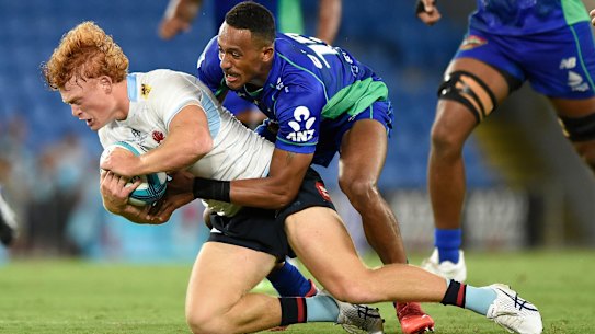 Tane Edmed needs to stay with the Waratahs to ensure his development at No.10.