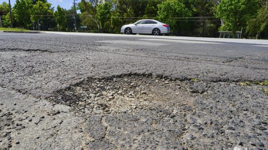 Local roads will deteriorate without a change to the status quo on council funding, a parliamentary inquiry has heard.