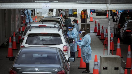 18/08/21 A pop-up Covid-19 testing site has opened next to the Palais Theatre in St Kida after a spike in cases. Photograph by Chris Hopkins